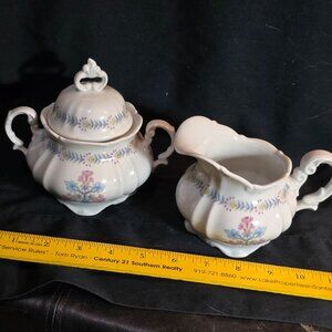 Vintage Forest Bavaria Germany Laurel Wreath Sugar Bowl & Creamer Set